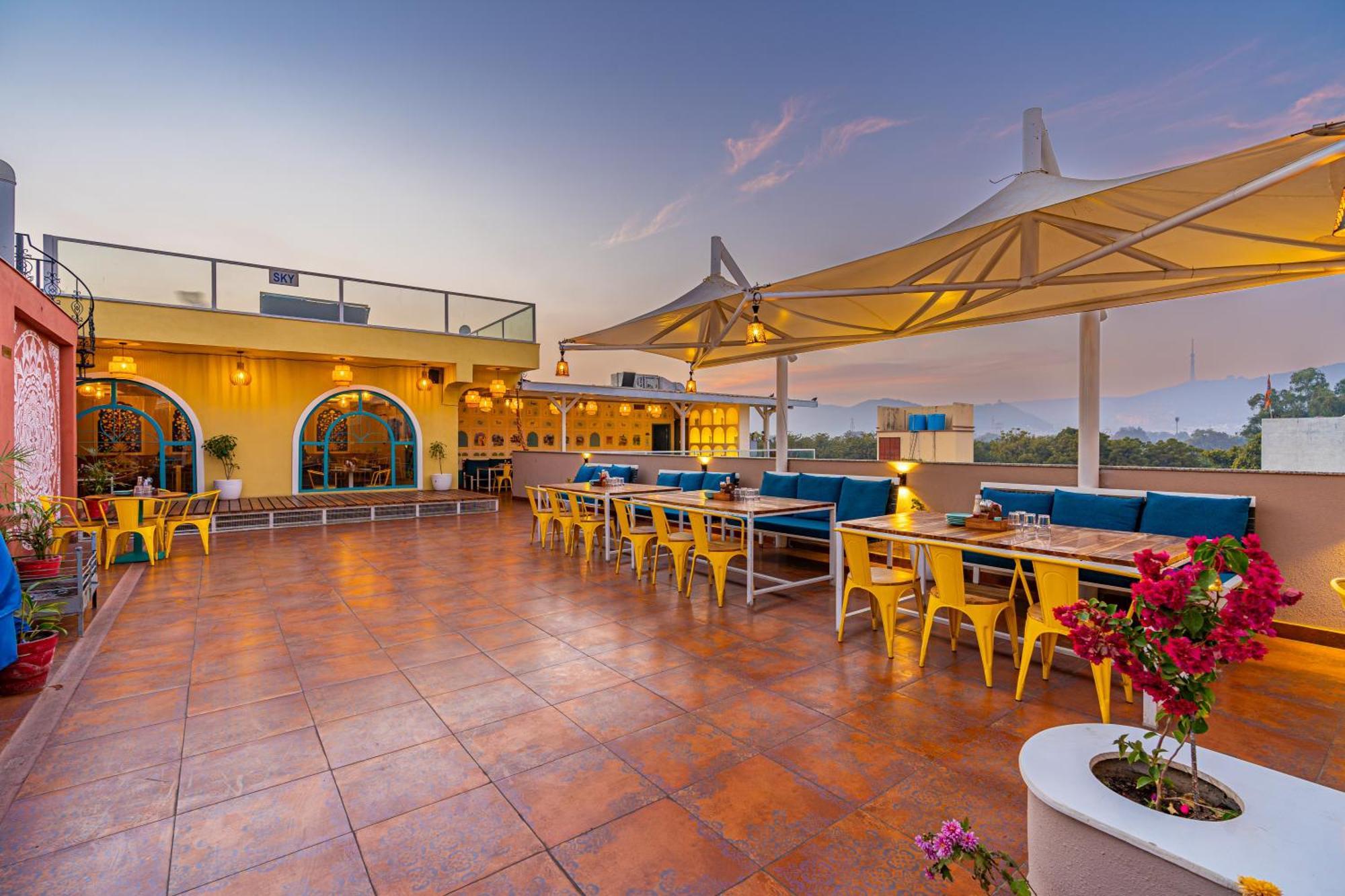 Blue Door Hotel Bundi Exterior photo
